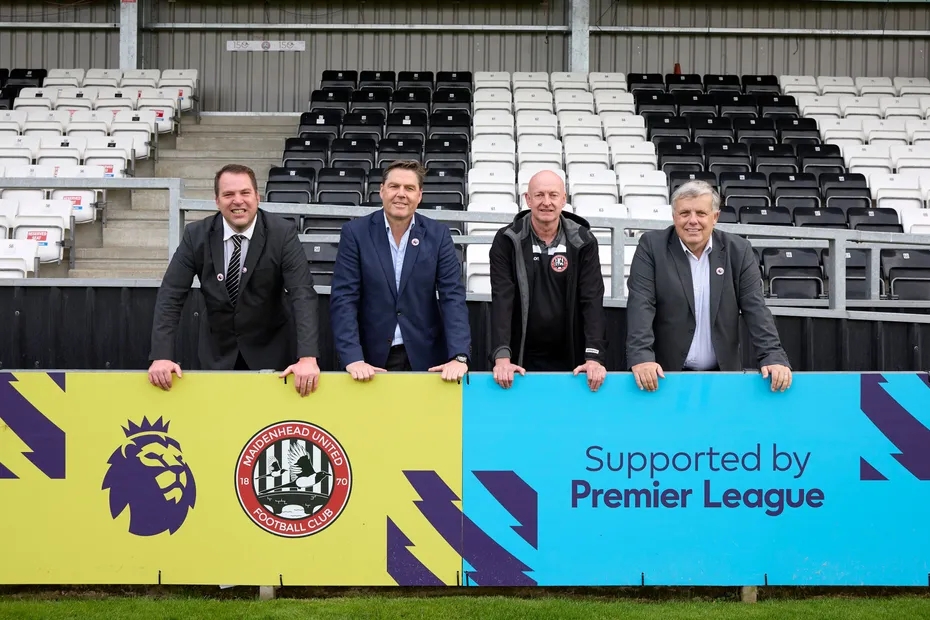 英超焦点战：曼城主场迎战伯恩利，保级与霸主地位一触即发